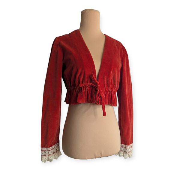 60s 70s Rusty Red Velvet Bolero Shrug jacket with lace cuffs - Picture 5 of 7